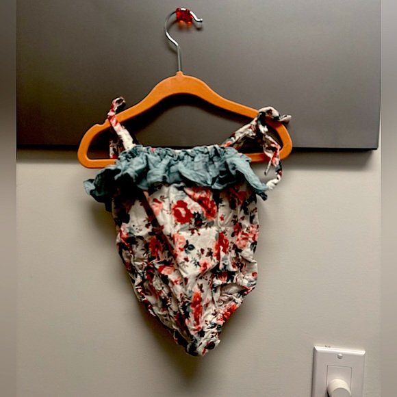 Paloma de la o baby girl romper.  3-6 mo. Pink flowers.  Perfect condition! - Picture 2 of 2